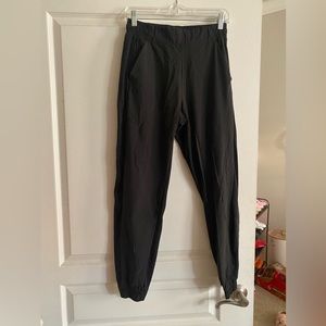 Athleta Brooklyn Textured Jogger